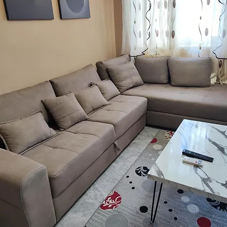To Albania 1 Durazzo Apartment